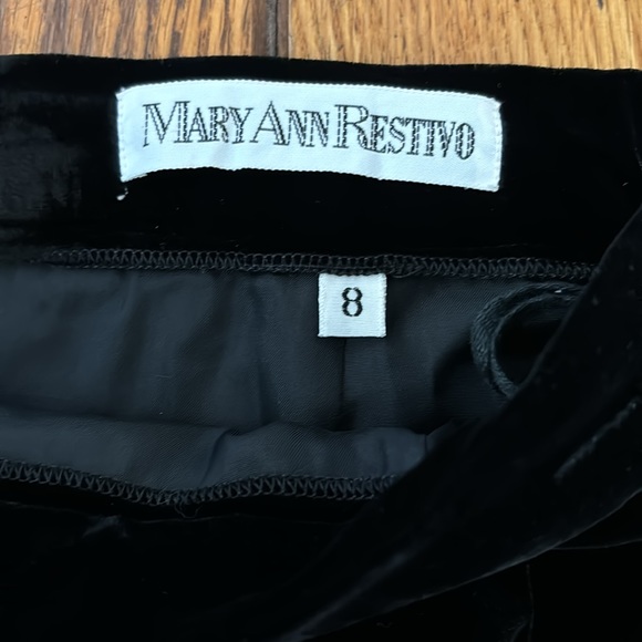 Velvet Skirt Size 8 - Picture 2 of 4